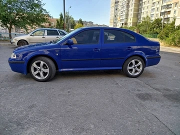 Авто Skoda Octavia 2002 № 8037502