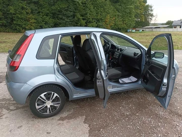 Авто Ford Fiesta 2005 № 8037515