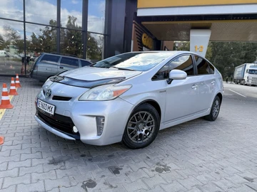 Авто Toyota Prius 2013 № 8037556
