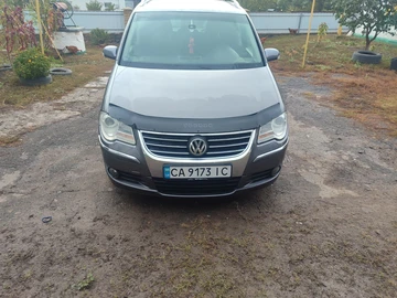Авто Volkswagen Touran 2007 № 8037634