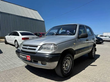 Авто Chevrolet Niva 2004 № 8037719