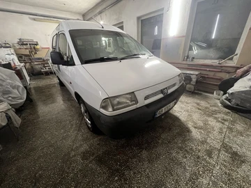 Авто Peugeot Expert 2001 № 8037732