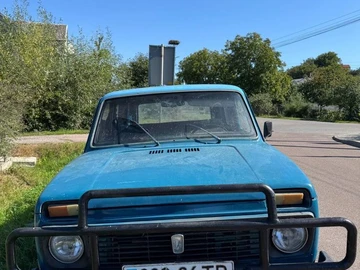 Авто ВАЗ 2121 1990 № 8037738