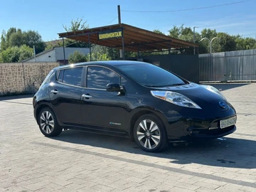 Авто Nissan Leaf 2015 № 8037889