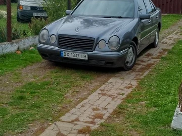 Авто Mercedes Mb 1988 № 8037924