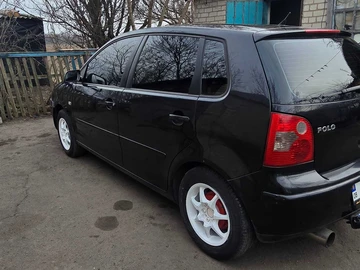 Авто Volkswagen Polo 2004 № 8037927