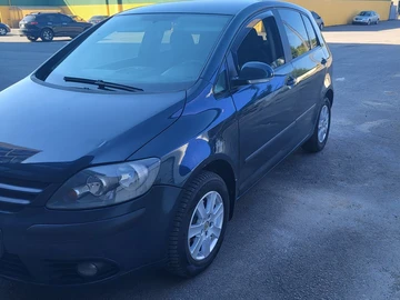 Авто Volkswagen Golf Plus 2006 № 8038088