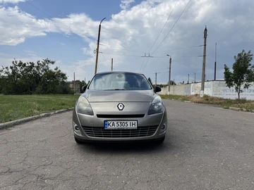 Авто Renault Grand Scenic 2011 № 8038101