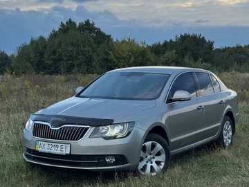 Авто Skoda Superb 2014 № 8038270