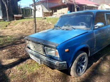 Авто ВАЗ 2107 2005 № 8038477