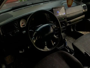 Авто Volkswagen Golf 1997 № 8038542