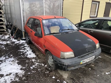 Авто Renault Clio 1991 № 8038548