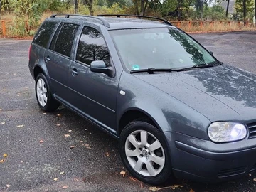 Авто Volkswagen Golf 2003 № 8039014