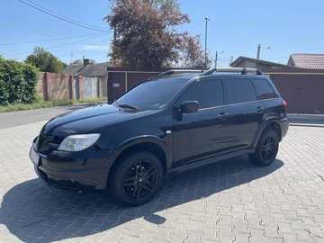 Авто Mitsubishi Outlander 2005 № 8039053