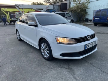 Авто Volkswagen Jetta 2012 № 8039054