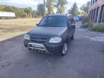 Авто Chevrolet Niva 2010 № 8039163