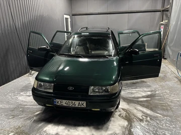 Авто ВАЗ 2113 2004 № 8039326