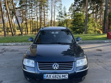 Авто Volkswagen Passat Hatchback 2004 № 8039330