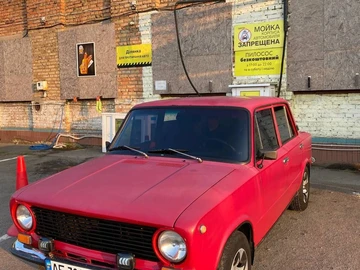 Авто ВАЗ 2101 1982 № 8039340