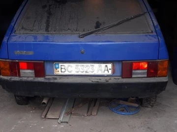 Авто ВАЗ 2109 2000 № 8039624