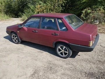 Авто ВАЗ 21099 1995 № 8039677