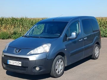 Авто Peugeot Partner 2009 № 8039794