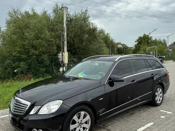 Авто Mercedes 220 2010 № 8039806