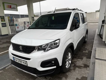Авто Peugeot 104 2023 № 8039870