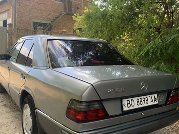Авто Mercedes W124 1991 № 8039878