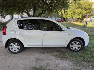 Авто Dacia Sandero 2012 № 8039971