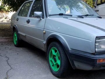 Авто Volkswagen Jetta 1986 № 8040014