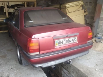 Авто Opel Omega 1987 № 8040076