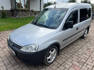 Авто Opel Combo 2004 № 8040235
