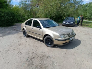 Авто Volkswagen Bora 2003 № 8040266