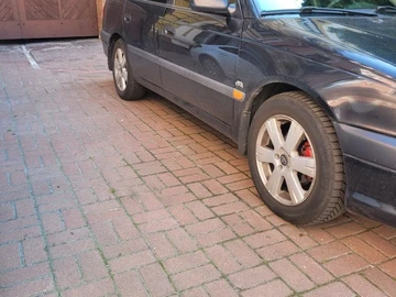 Авто Toyota Avensis 2001 № 8040293