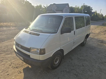 Авто Volkswagen Transporter 1994 № 8040299