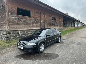 Авто Volkswagen Passat Sedan 2001 № 8040331