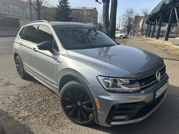 Авто Volkswagen Tiguan 2020 № 8040548