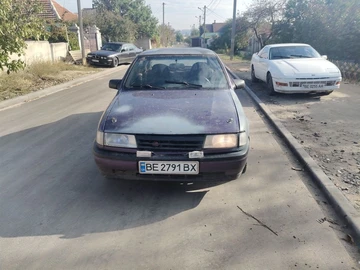 Авто Opel Vectra 1989 № 8040551