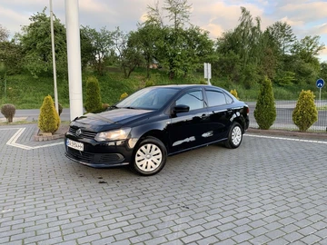 Авто Volkswagen Polo 2012 № 8040812