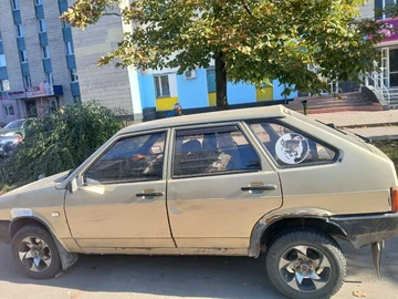 Авто ВАЗ 2109 1997 № 8040900