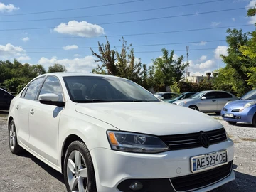 Авто Volkswagen Jetta 2012 № 8040916