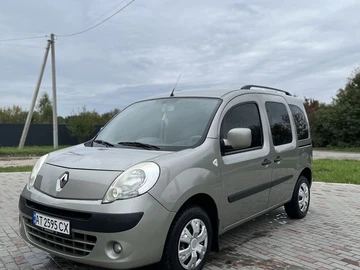Авто Renault Kangoo Passenger 2009 № 8040953