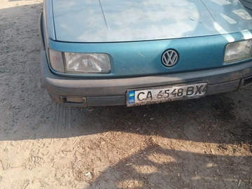Авто Volkswagen Passat Sedan 1995 № 8040956