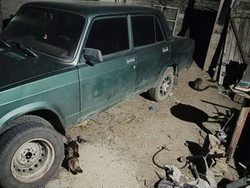 Авто ВАЗ 2107 2007 № 8040960