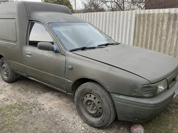 Авто Nissan Sunny 1994 № 8040991