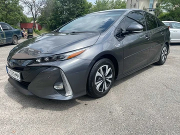 Авто Toyota Prius 2017 № 8041008