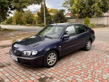 Авто Toyota Corolla 2000 № 8041383