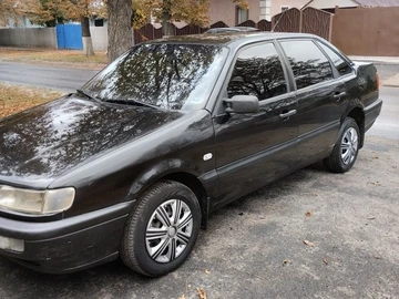 Авто Volkswagen Passat Sedan 1995 № 8041387