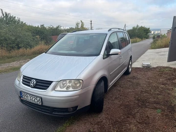 Авто Volkswagen Touran 2006 № 8041404